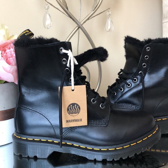 Dr. Marten 1460 WOMEN'S Black EYE FAUX FUR LINED BOOTS - Picture 2 of 10